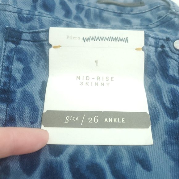 Pilcro Womens Blue Leopard Print Mid Rise Skinny Flat Front Ankle Jeans Size 26 - Picture 8 of 12